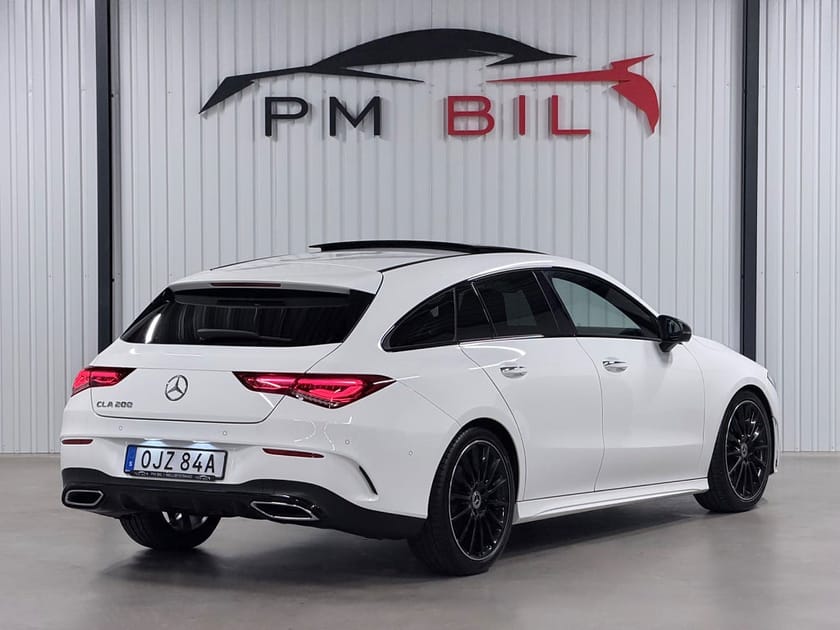Bild 3 av Mercedes-Benz CLA 200 Shooting Brake AMG Line Panorama Drag Keyless 360°