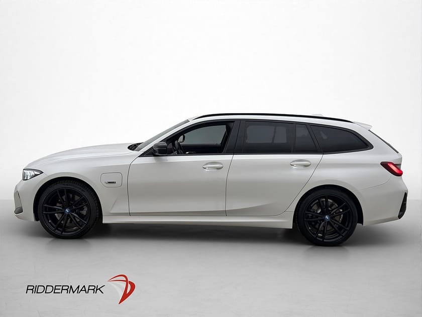 Bild 4 av BMW 330e xDrive Touring 292hk M Sport Pano Skinn CarPlay H/K Drag