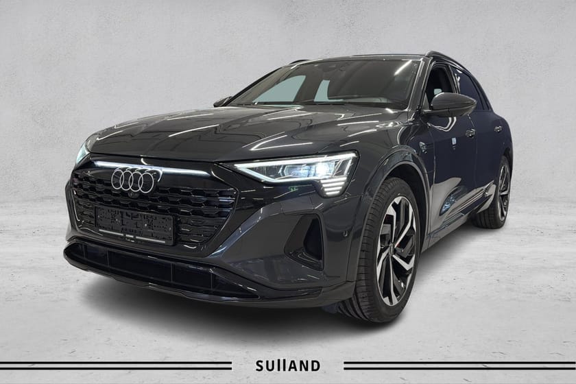 Bilde 1 av Audi Q8 50 e-tron quattro advanced plus