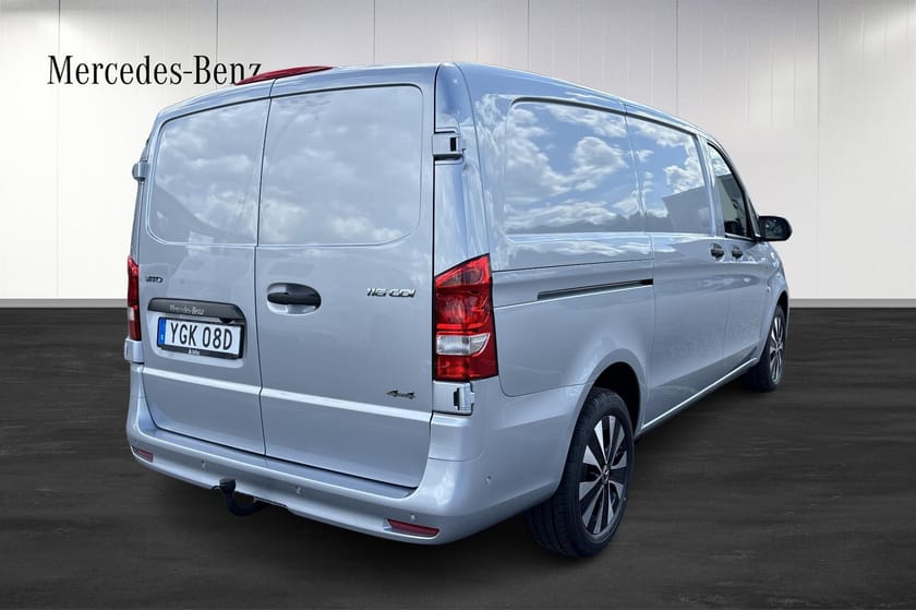 Bild 4 av Mercedes-Benz Vito 116 CDI 4x4 3.0t SELECT lagerbil för omgående leverans