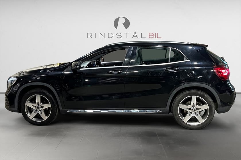 Bild 4 av Mercedes-Benz GLA 200 7G-DCT 156 HK AUT AMG-LINE DRAG 18"