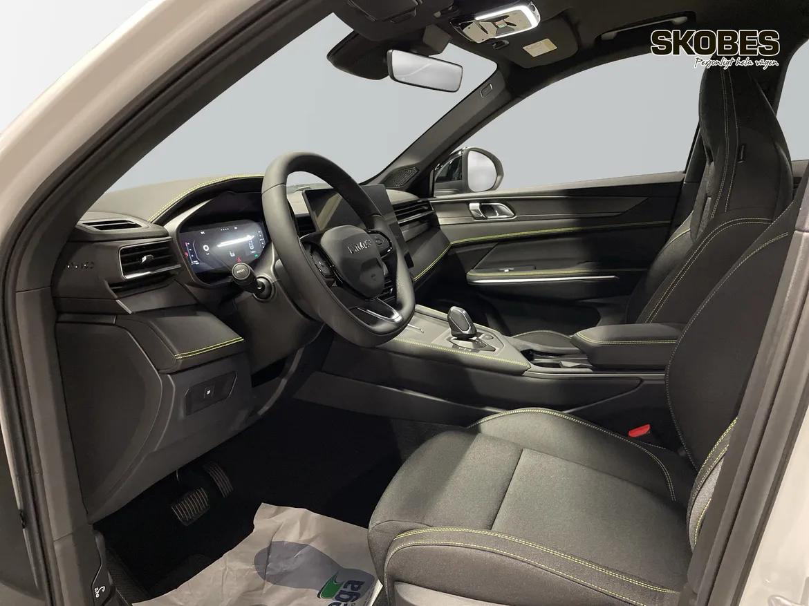 Lynk & Co 01 PHEV