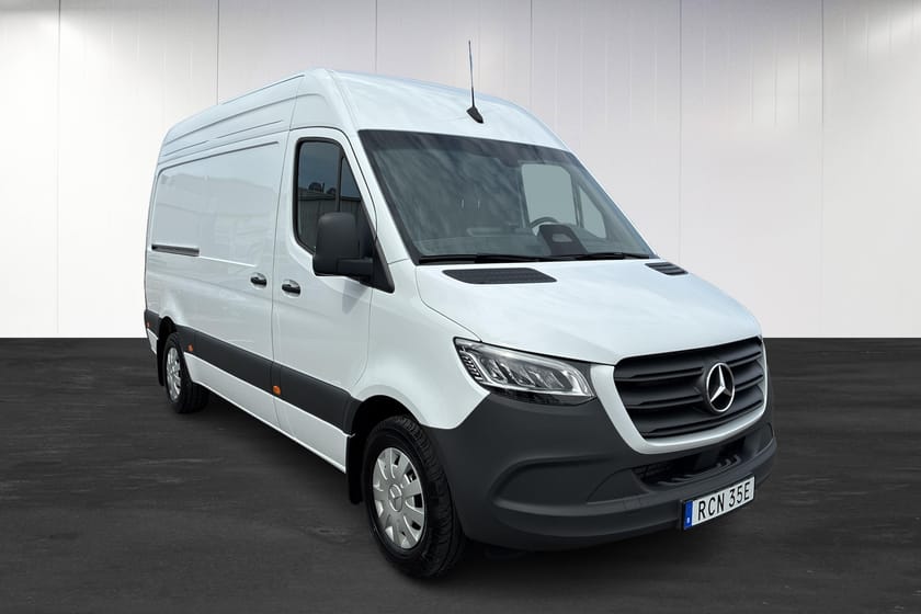 Bild 2 av Mercedes-Benz Sprinter 317 CDI RWD Panel Van SKÅP A2 PRO | Drag | Backkamera | Smartphone | 3-sits