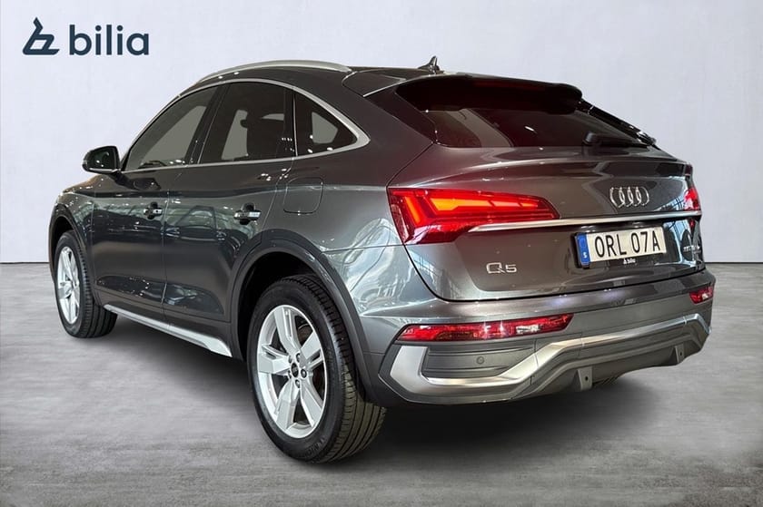 Bild 3 av Audi Q5 55 Sportback TFSI e quattro S LINE 367 HK