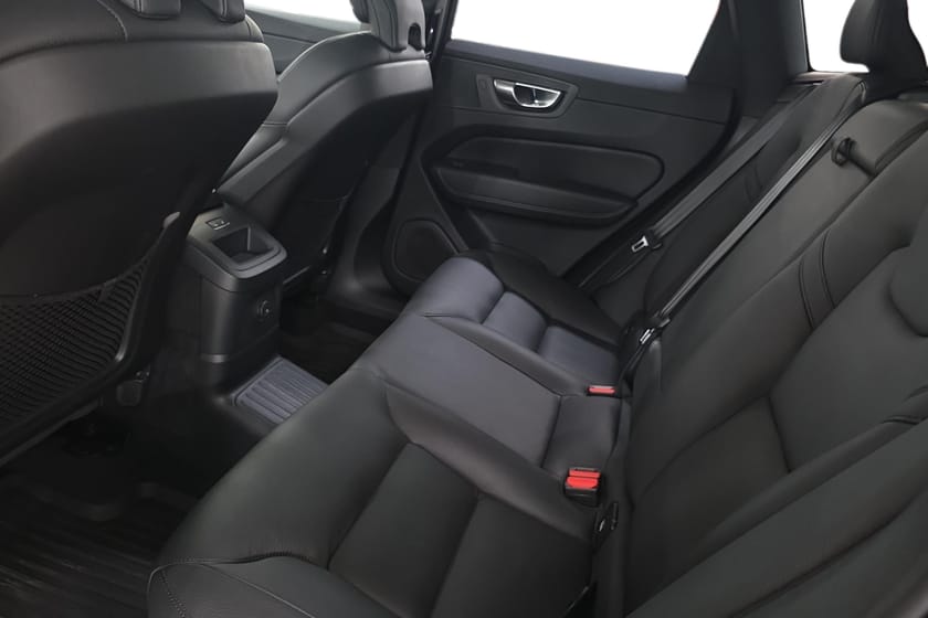 Bild 5 av Volvo XC60 Recharge T8 Ultimate Dark/22 tum/Luftfjädring/HarmanKardon