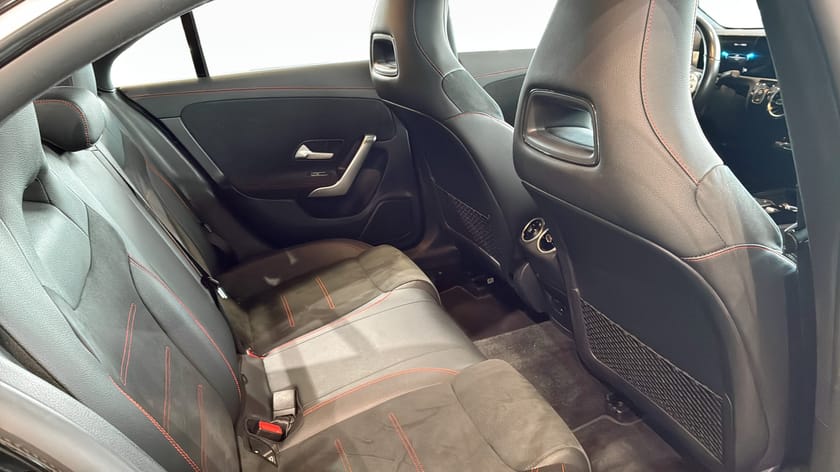 Bild 5 av Mercedes-Benz CLA 200 COUPÉ