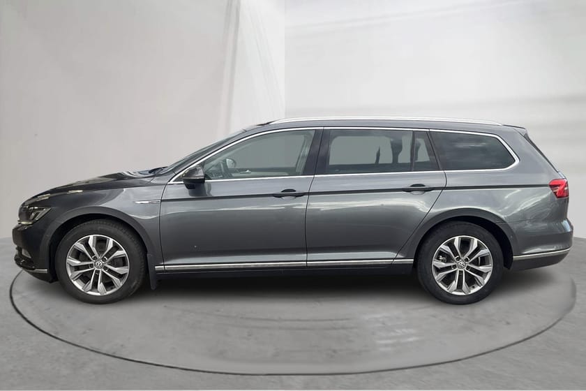 Bild 2 av Volkswagen Passat Sportscombi 2.0 TDI 4MOTION 190hk Helläder
