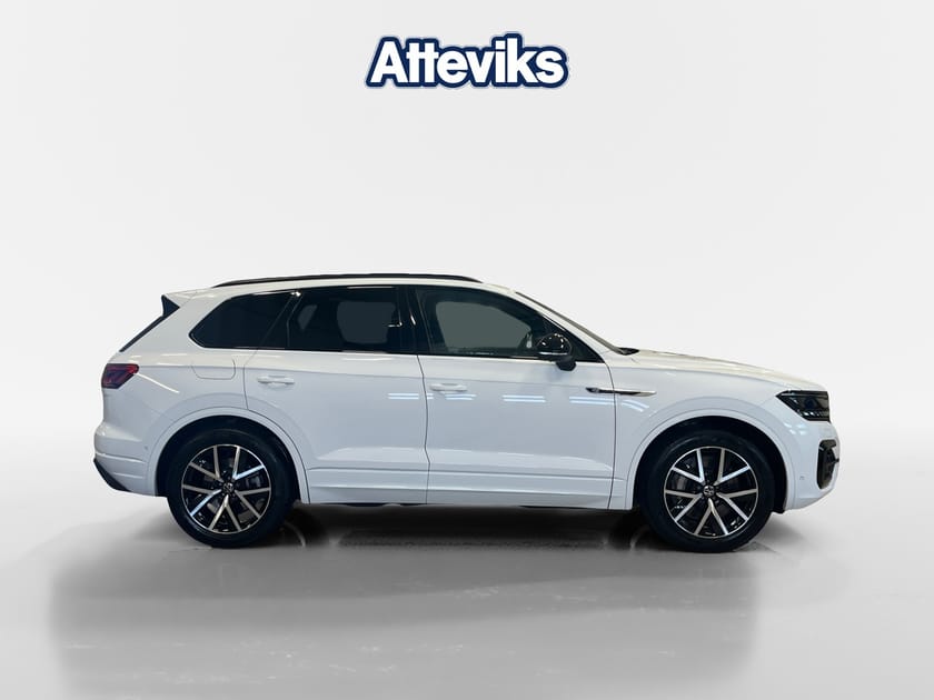 Bild 2 av Volkswagen Touareg R eHybrid R-Line/360 Kamera/Drag/Luftfjädring/El-lucka/P-Värmare