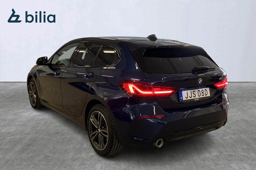 Bild 2 av BMW 118i S o v hjul/Tonade rutor/skinnklädsel/