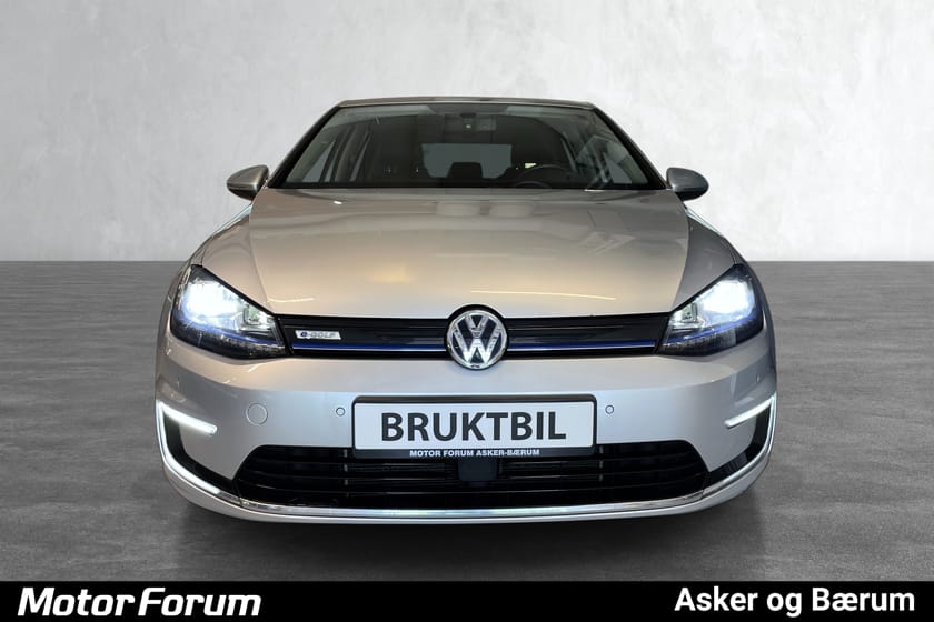 Bilde 2 av Volkswagen e-Golf EXCLUSIVE | SKINN | KEYLESS | KAMERA | ACC
