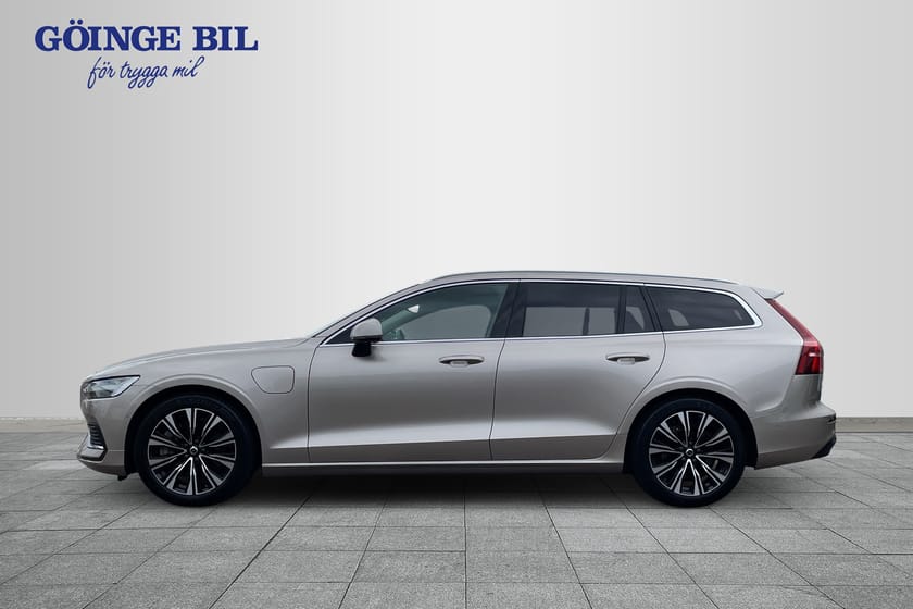 Bild 5 av Volvo V60 Recharge T6 Core Edition Drag/ Läder/ 360/ H/K/ Navi/ Tonade rutor