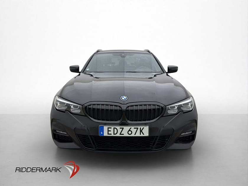 Bild 2 av BMW 330e xDrive Touring 330 292hk M Sport Cockpit Drag HiFi Navi