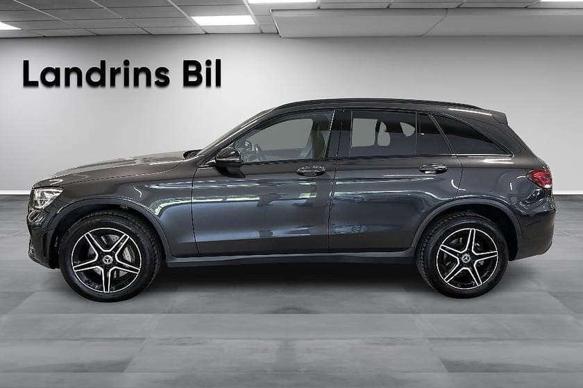 Bild 4 av Mercedes-Benz GLC 300 de 4MATIC SUV Laddhybrid AMG-Line