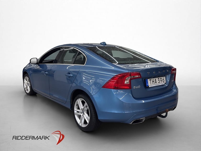 Bild 5 av Volvo S60 D4 181hk Summum Värmare Dragkrok Skinn Elstol BLIS