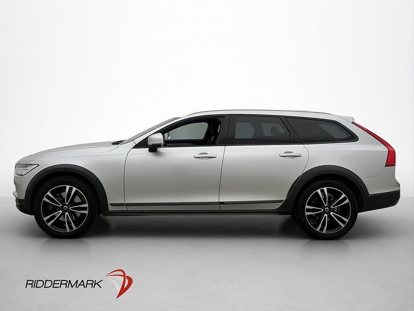 Bild 4 av Volvo V90 Cross Country D4 AWD Pro Kamera Värmare Navi Drag