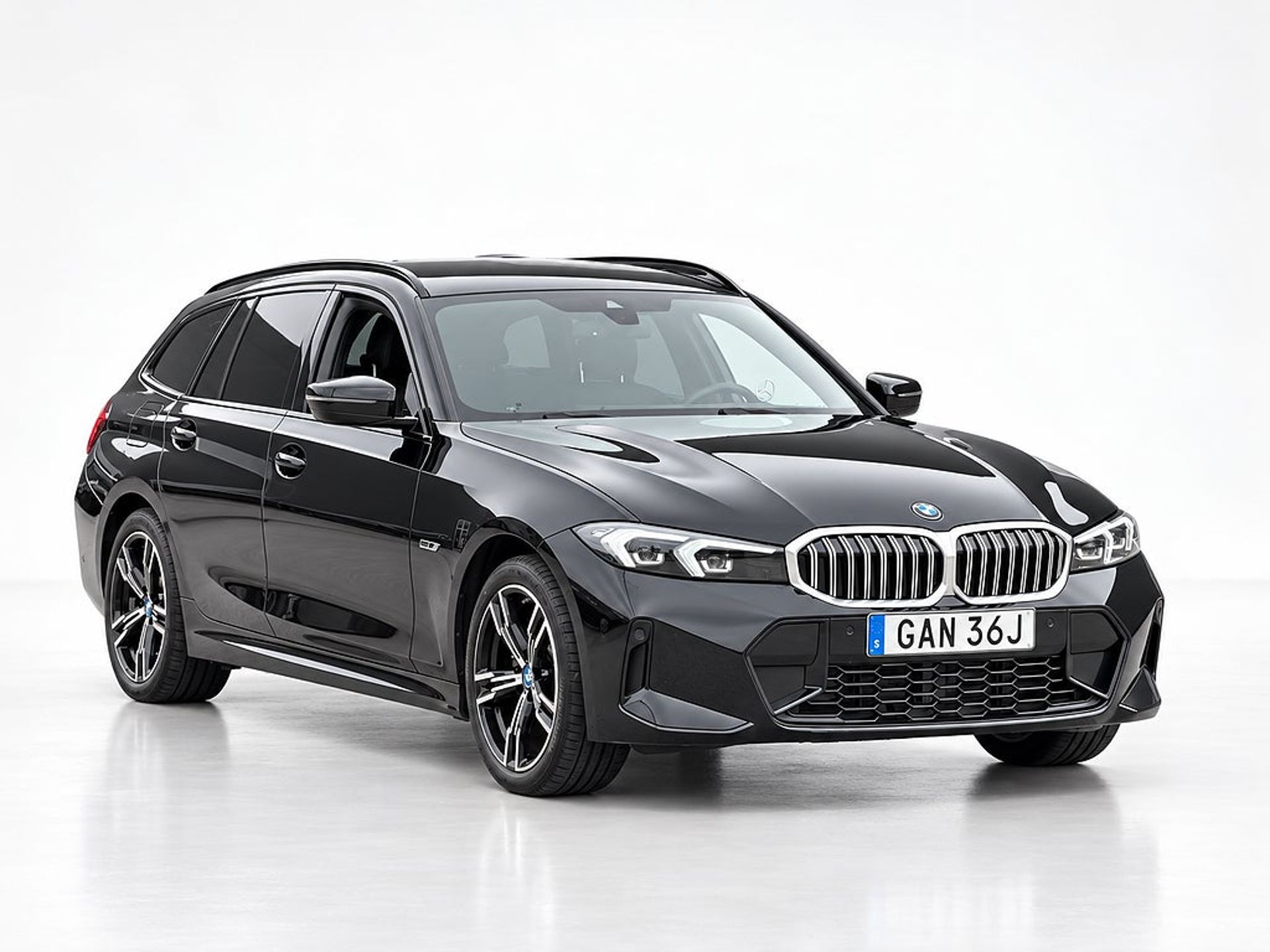 BMW 330 2023, bild 4/10
