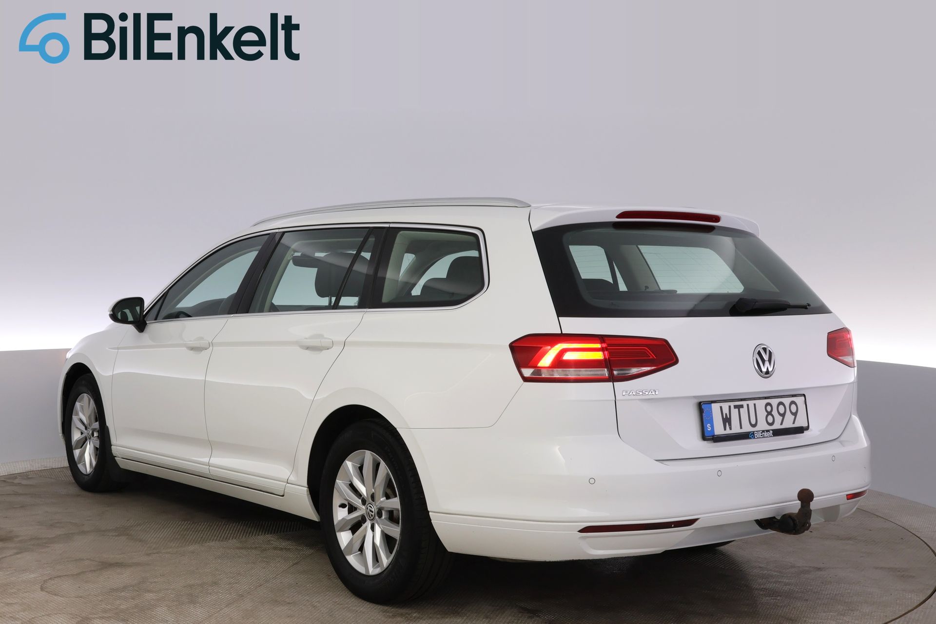 Volkswagen Passat 2018, bild 6/35