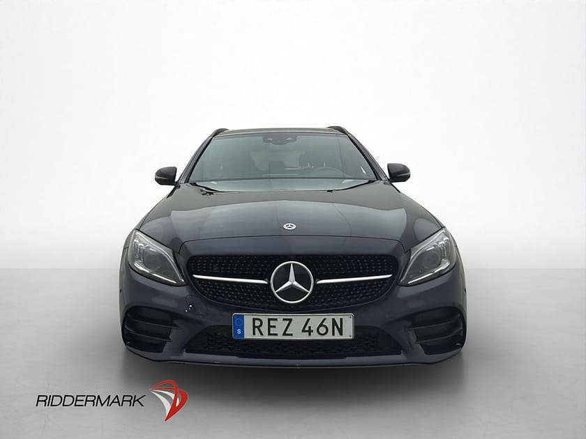 Bild 2 av Mercedes-Benz C 300 T e AMG Night Pano Burmester Luft Drag