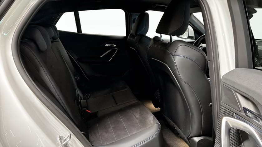 Bild 5 av BMW iX2 xDrive30 M Sport DAP Rattvärme dragkrok