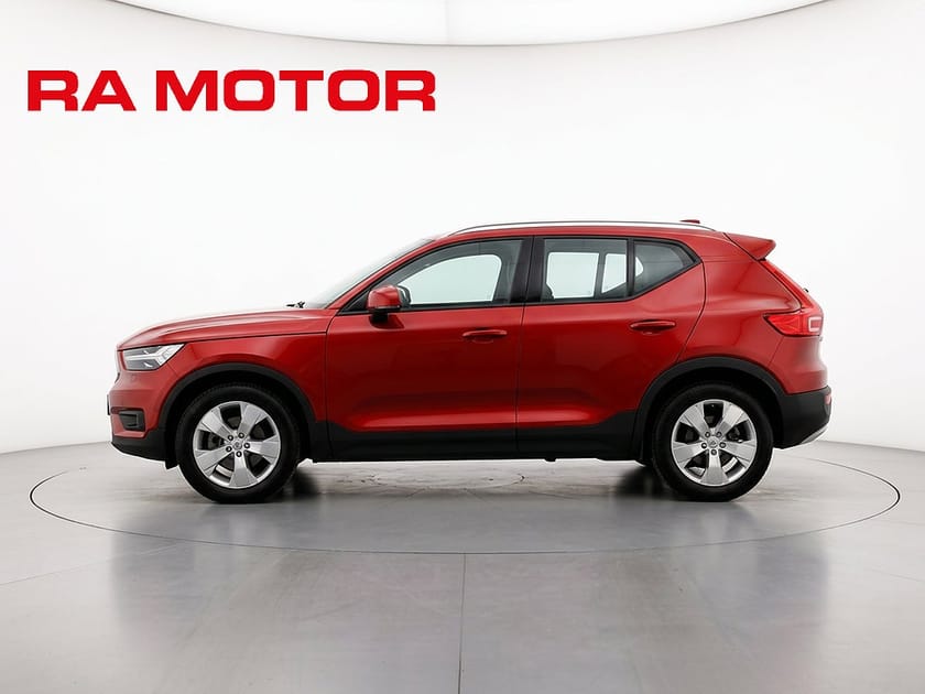 Bild 3 av Volvo XC40 T3 Momentum | Värmare | VOC | PDC | Drag | En Ägare