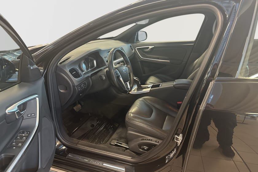 Bild 4 av Volvo V60 Cross Country D4 AWD Classic Pro