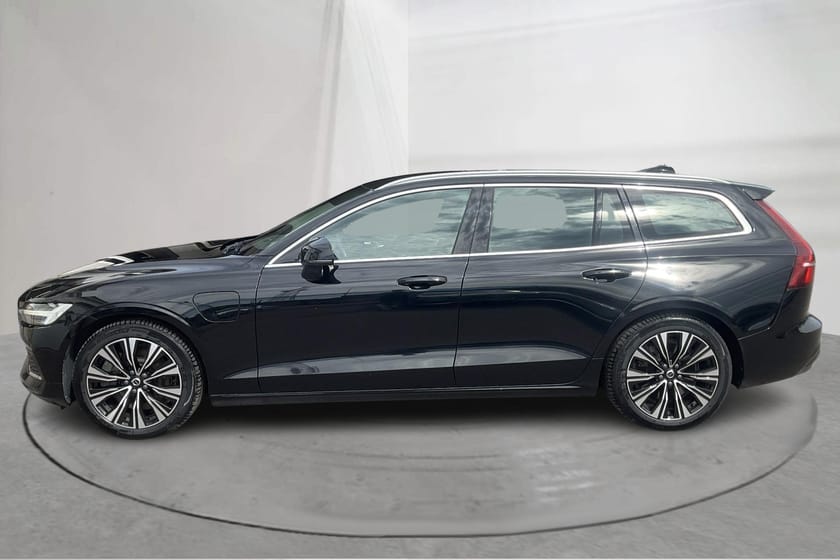 Bild 2 av Volvo V60 T6 AWD Recharge (350hk) Core Bright Backkamera