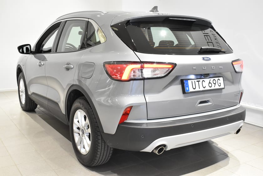 Bild 3 av Ford Kuga Plug-In Hybrid 2,5 PHEV 225Hk FWD Titanium