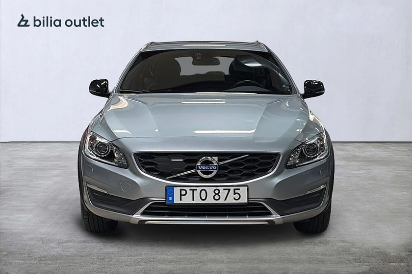 Bild 3 av Volvo V60 Cross Country D3 aut Momentum BE 150hk Navi P-värm PDC KamremBytt