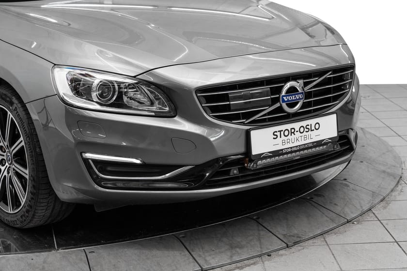 Bilde 3 av Volvo V60 D6 Twin 288 HK/ACC/VOC/BLIS /Keyless/Navi/R.kamera