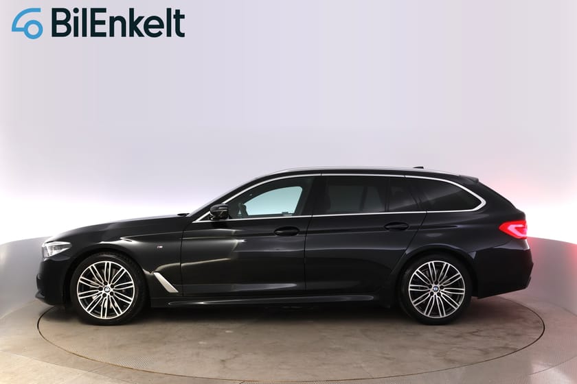 Bild 5 av BMW 540i xDrive Touring M Sport Panorama H&K Drag Kamera Se Utr