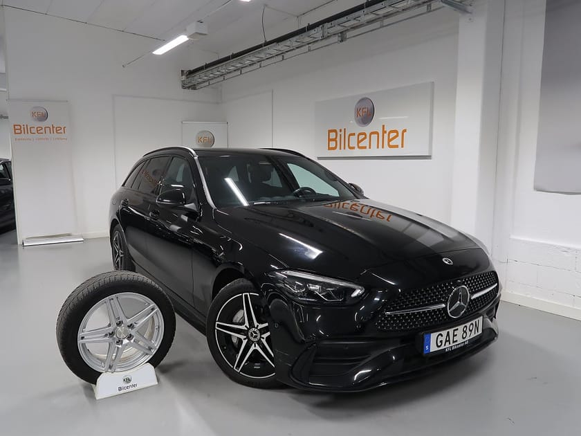 Bild 1 av Mercedes-Benz C 300 T e AMG *Long Range* V-Däck ingår Cockpit-Drag-Kame