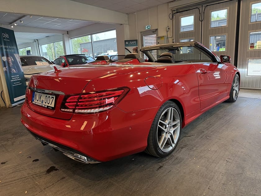 Bild 4 av Mercedes-Benz E 200 Cabriolet Aut AMG Sport Gps Låg mil Sv-Såld Unik