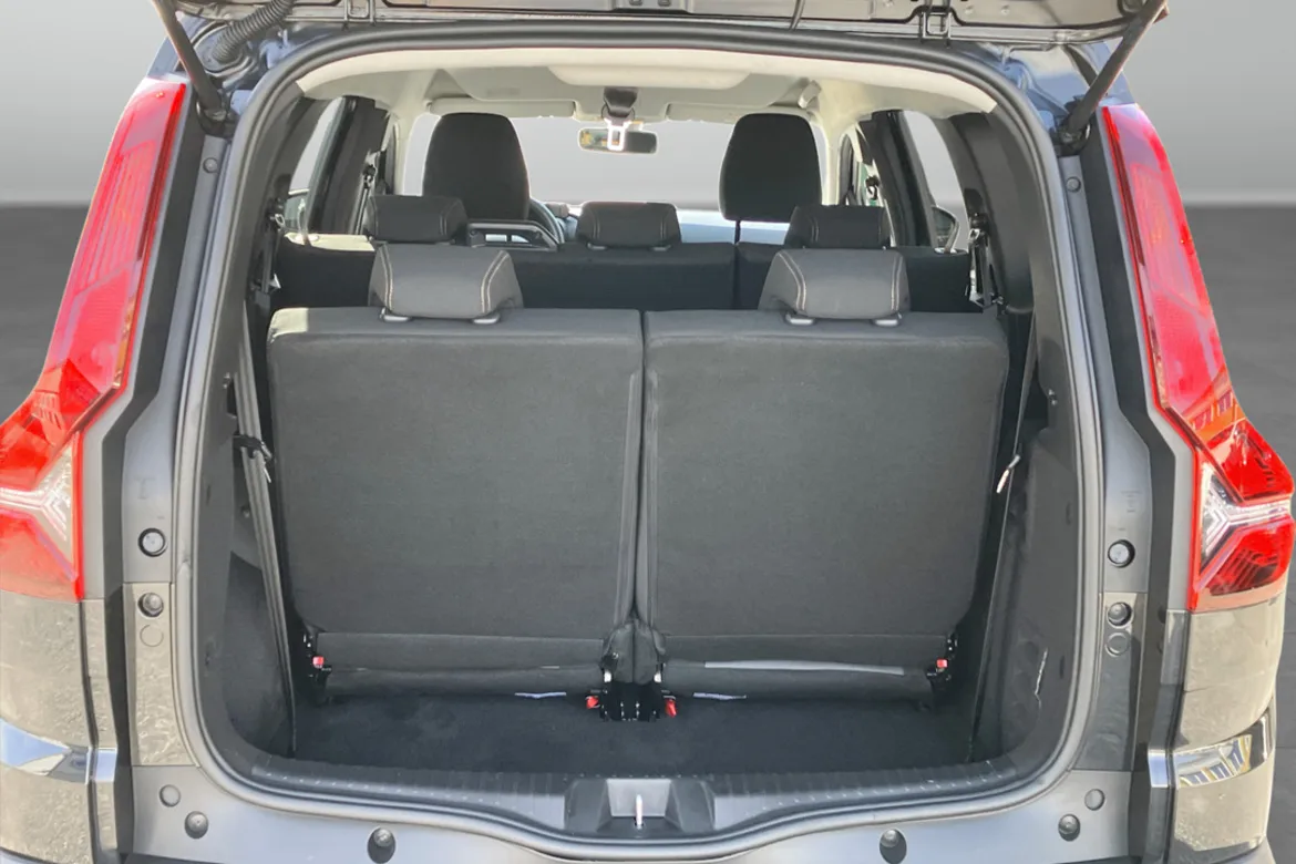 Dacia Jogger 7-sätes HYBRID 140