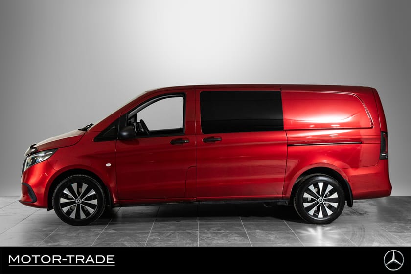 Bilde 5 av Mercedes-Benz Vito 119 CDI 4x4 3.0t 4MATIC | Webasto | 2xSkyvedører | Krok | 190 HK |