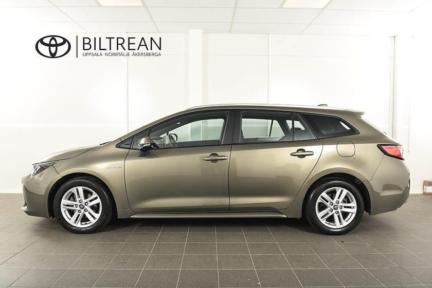 Bild 3 av Toyota Corolla Touring Sports Hybrid 1.8 Elhybrid Kombi Active Backkamera Rattvärme