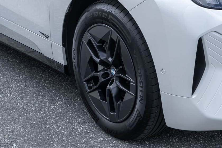 Bilde 3 av BMW iX xDrive60 H.feste H/K ACC Multi