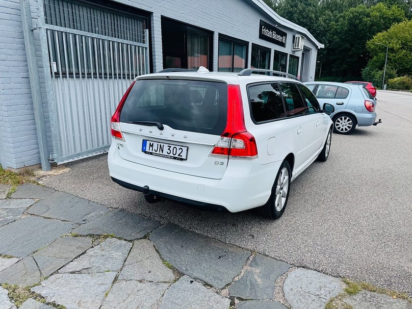 Bild 3 av Volvo V70 D3 150HK CLASSIC / DRAG / VÄRMARE