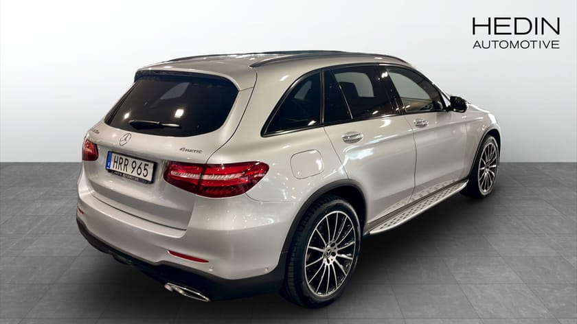 Bild 3 av Mercedes-Benz GLC 250 d 4MATIC SUV / AMG-Line / Pano / Night package