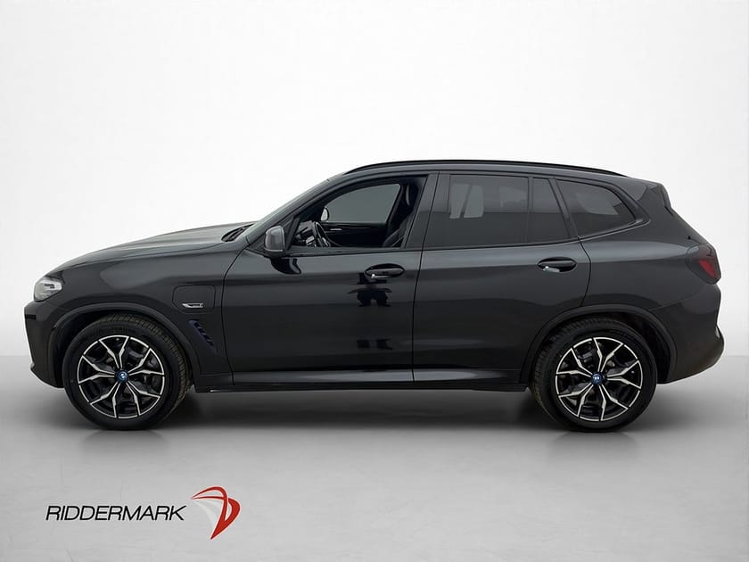 Bild 4 av BMW X3 xDrive30e 292hk M Sport Drag Skinn B-Kam HiFi CarPlay
