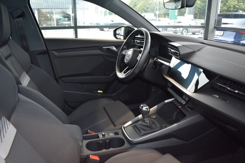 Bild 4 av Audi A3 Sportback 35 TFSI 150 HK PROLINE