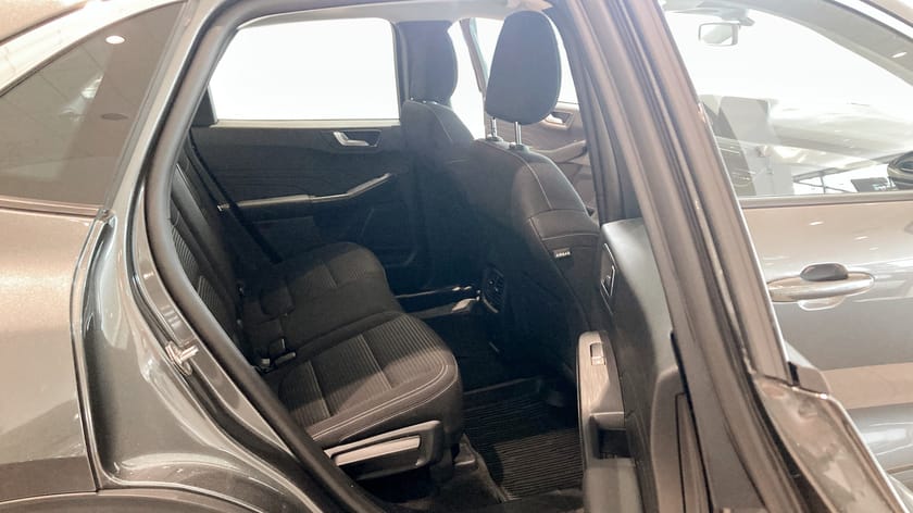 Bild 5 av Ford Kuga Plug-In Hybrid TITANIUM 2.5 FWD 225HK CVT