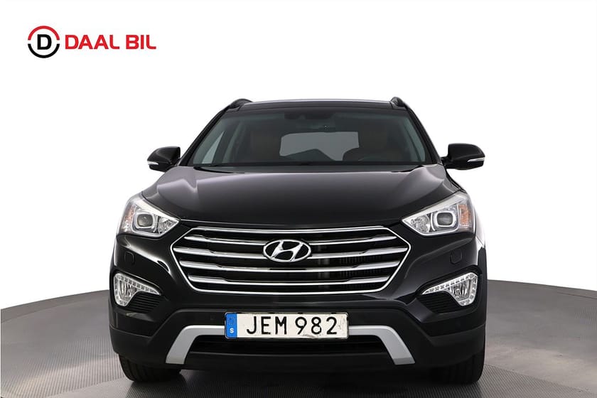 Bild 2 av Hyundai Grand Santa Fe 2.2 CRDi 4WD 200HK 7-SITS DRAG PANO B-KAM NAVI