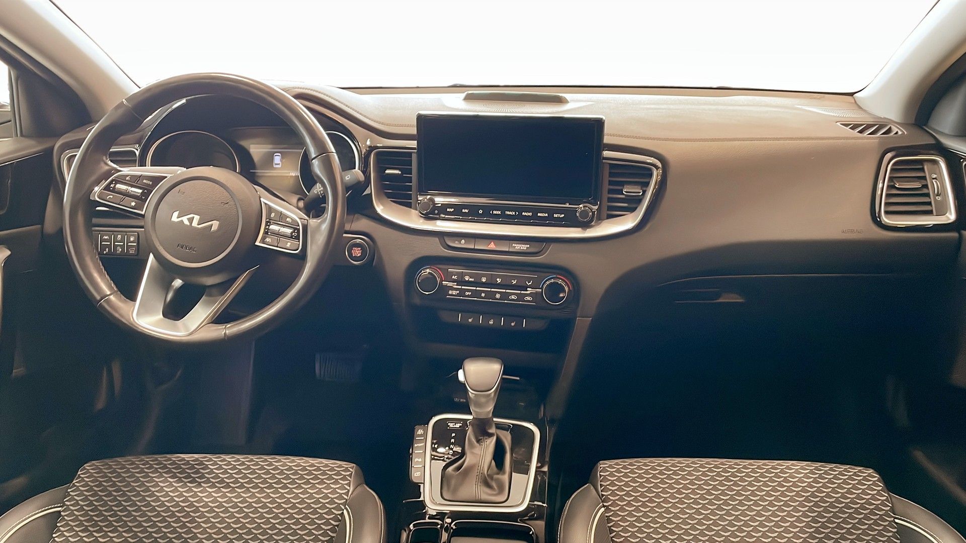 Kia Ceed SW PHEV ADVANCE 2024, bild 4/10