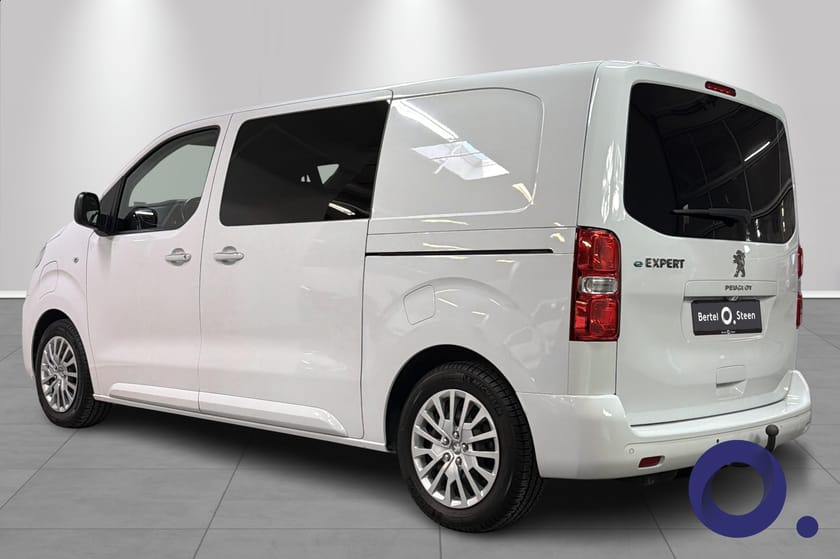 Bilde 3 av Peugeot e-Expert Mester L2 75 kWh | CRUISE CONTROL, HENGERFESTE, KAMERA