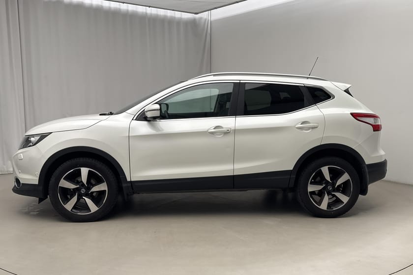 Bild 2 av Nissan Qashqai 1.2 (115hk) Tekna Panorama Drag