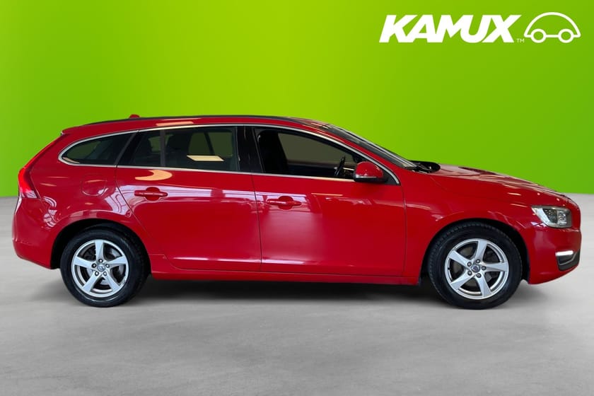 Bild 2 av Volvo V60 D4  Bluetooth Värmare Kamrem Bytt 2 Brukare