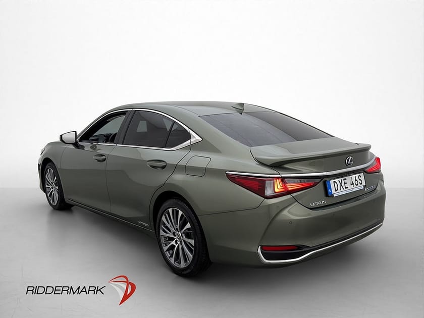Bild 5 av Lexus ES 300h 2.5 218hk Limited Edition Pano Skinn Kamera