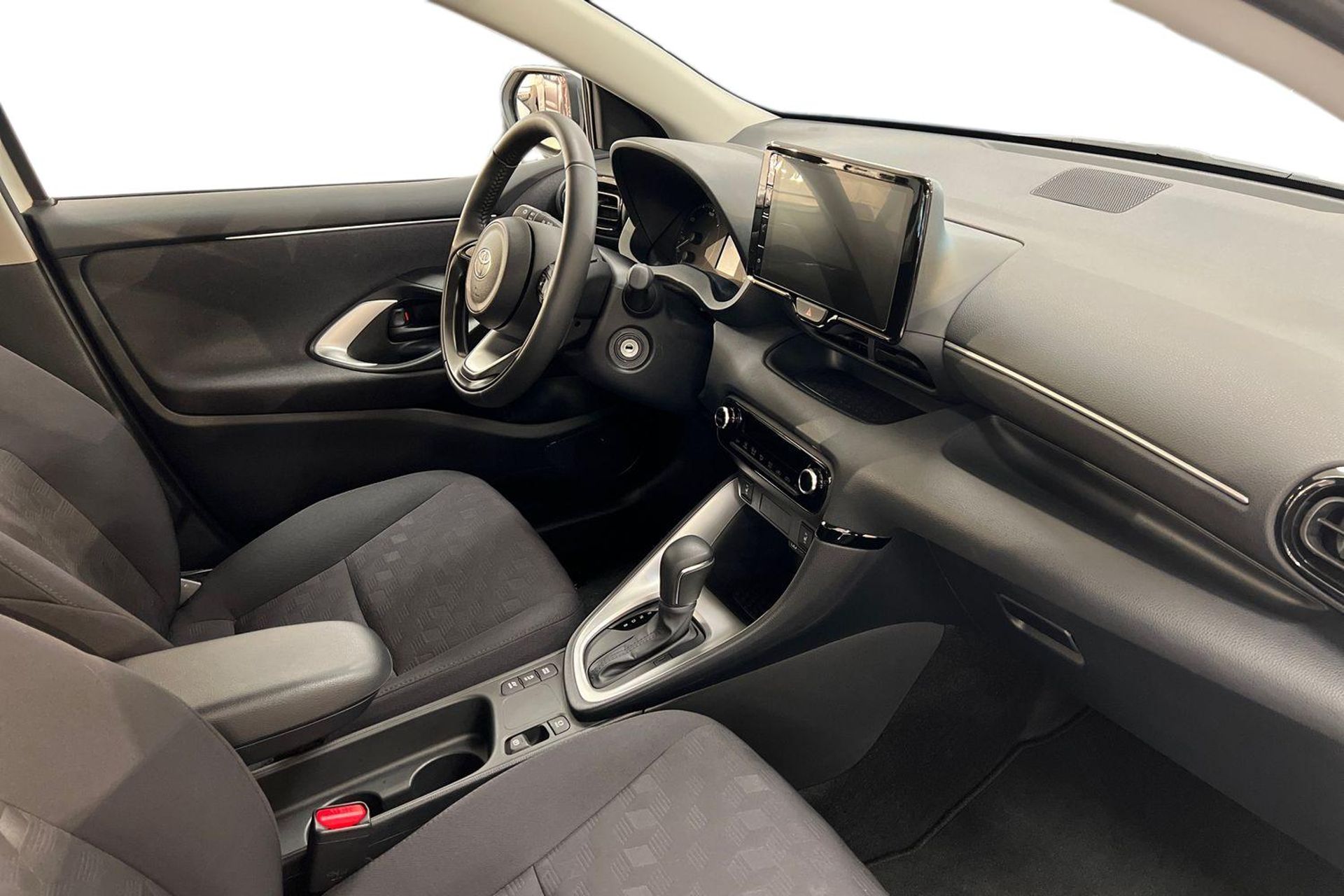 Toyota Yaris Hybrid 115 2026, bild 7/10
