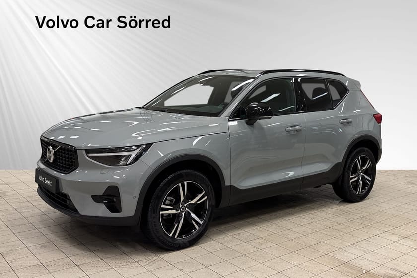 Bild 1 av Volvo XC40 B3 FWD Bensin Plus Dark