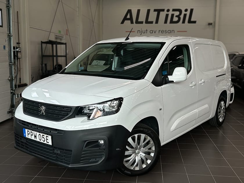 Bild 1 av Peugeot Partner Utökad Last PRO+ L2 1.5 BHDi 130 AUT Kamera/Värmare/Drag/V-däck